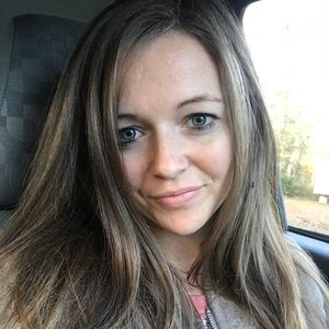 Meet your Posher, Davina